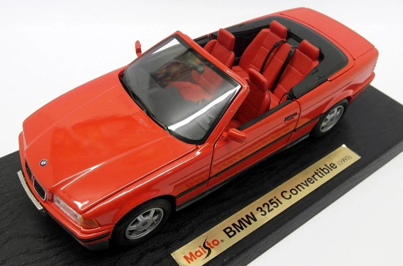 Maisto 1/18 Scale Diecast 31812 - BMW 325i Convertible - Red - Image 2 of 4
