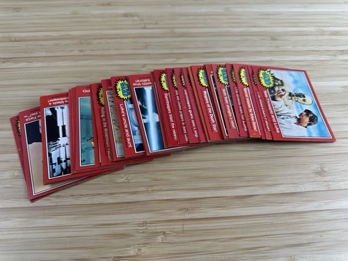 Topps STAR WARS 1977 Red Series 2 Complete CARD SET of 66 Vintage NM Mint 67-132 - Picture 2 of 6
