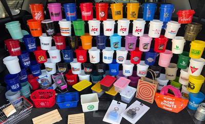 CHOICE Mini Bucket/Basket/Tote Lowes Bucees Ace Target Home Depot KB Toys Summit