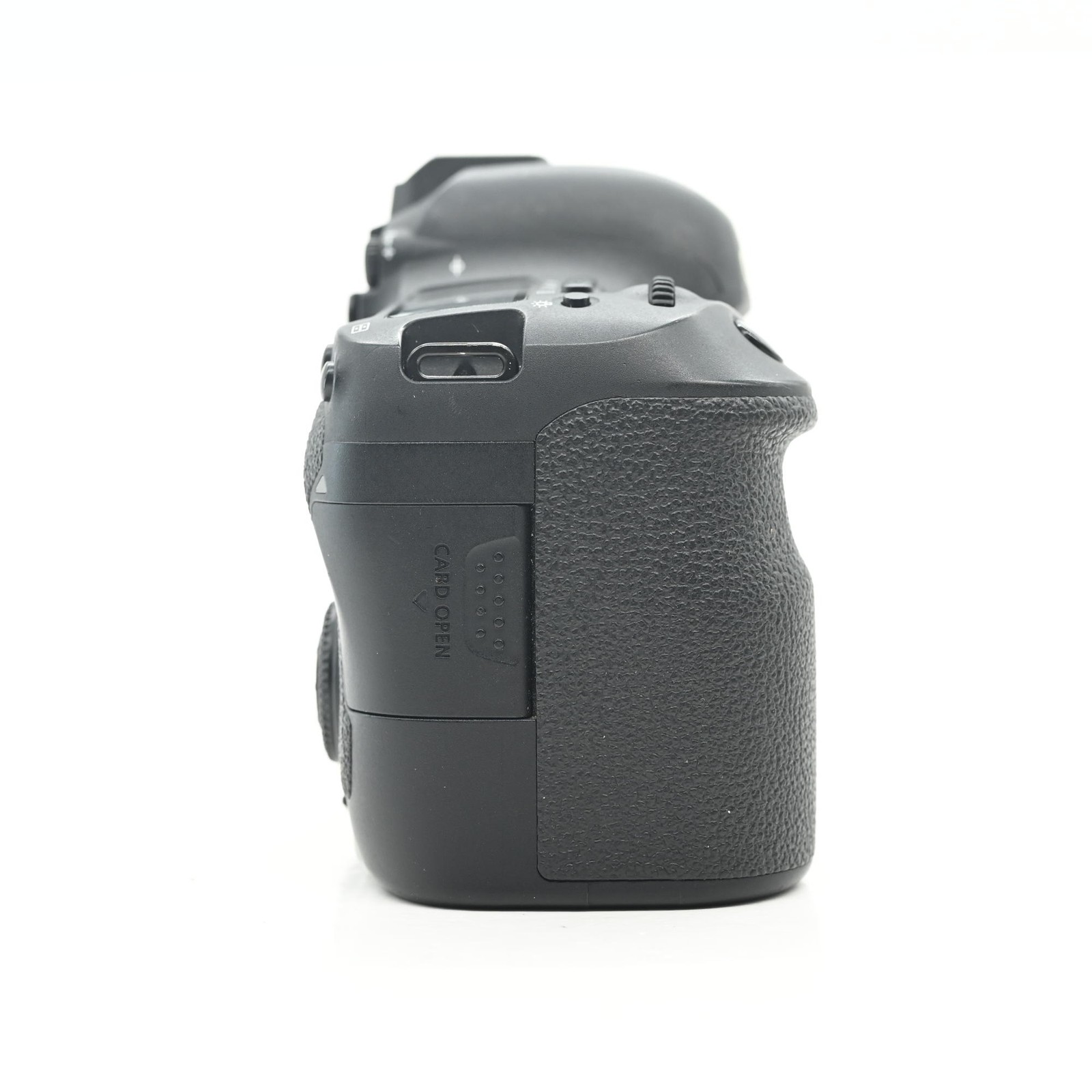 Canon EOS 6D Mark II 26.2MP Digital SLR Camera Body #035