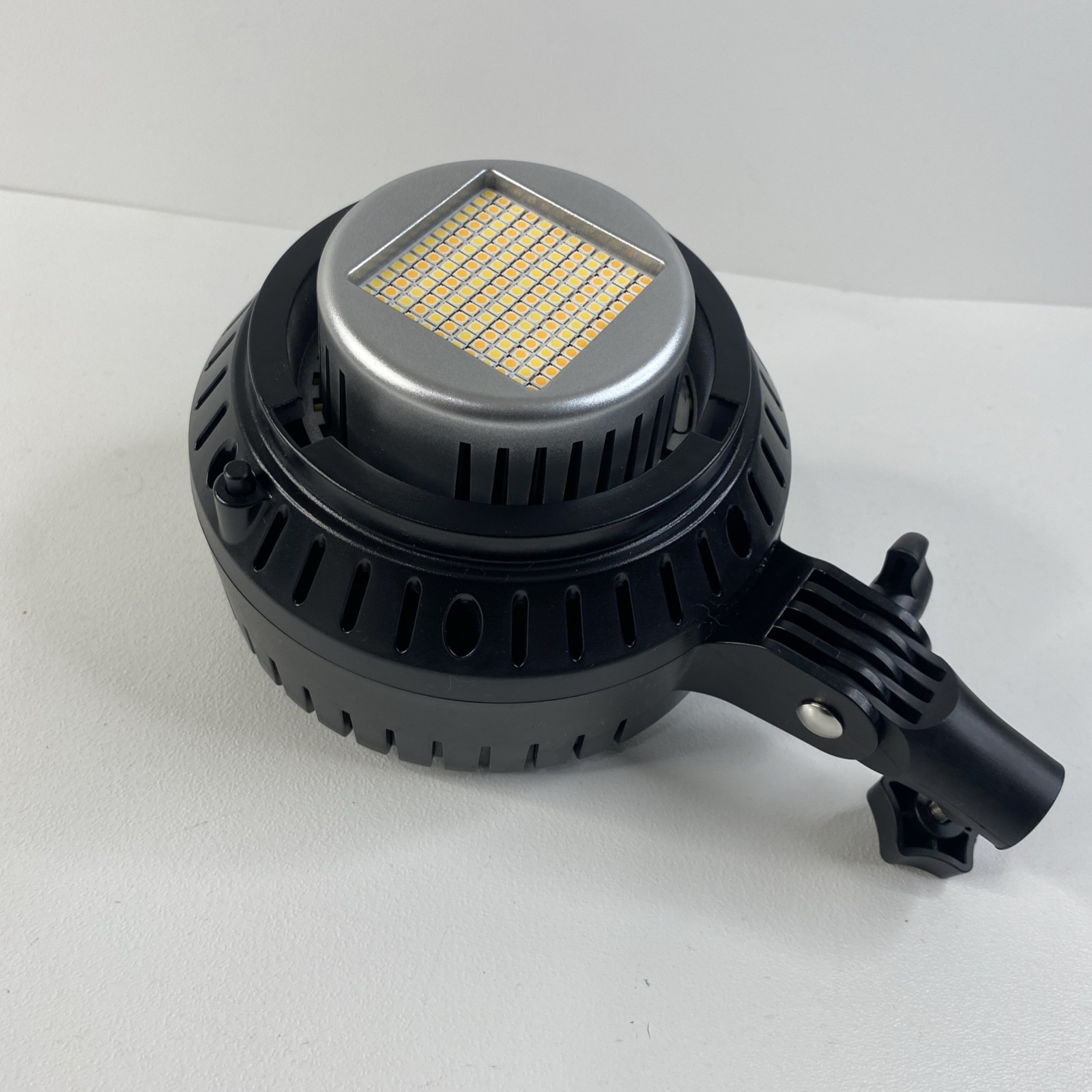 NEEWER CL-60B 60W LED Light 3200K-5600K W/ Remote & Hand Tripod