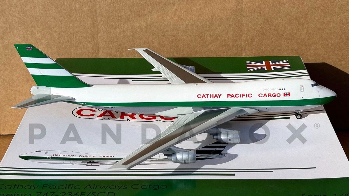 Cathay Pacific Cargo Boeing 747-200F VR-HVY JC Wings XX2858 Scale