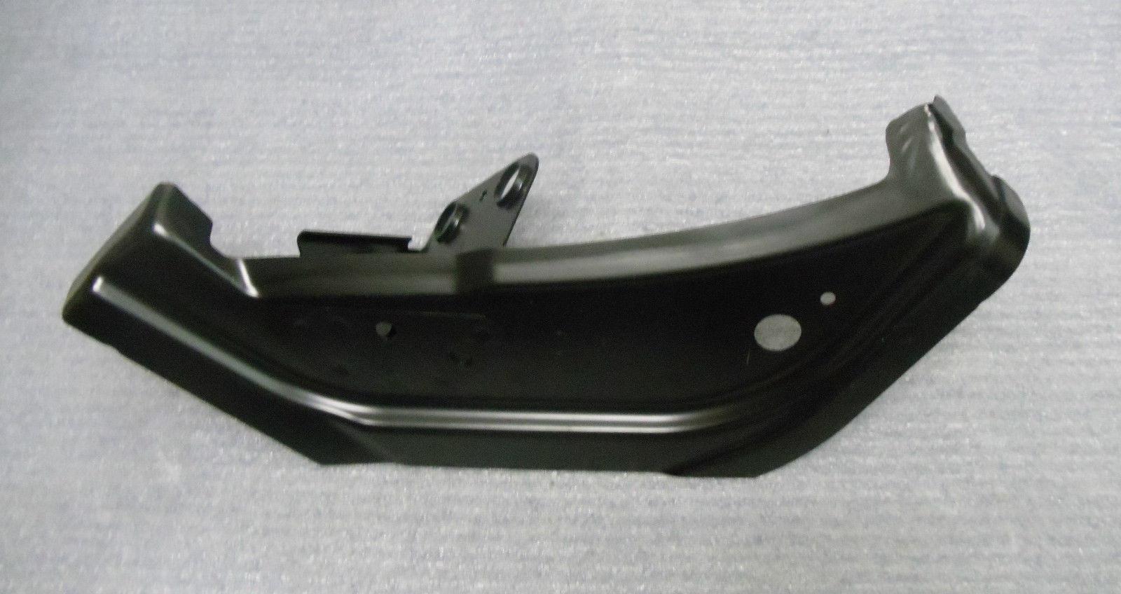2008-2012 Audi A5 SportBack Side Member Support Bracket 8K0805869 