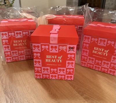  Beauty  box Best of Beauty , skin care and perfume 