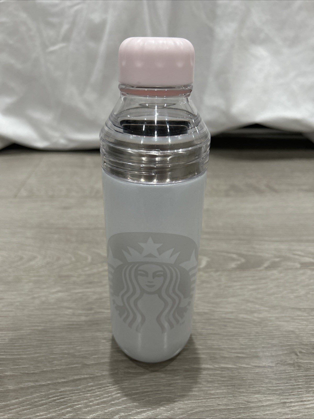 Starbucks Korea 2017 Valentine Water Bottle Pink Sparkle Limited Edition 20fl Oz