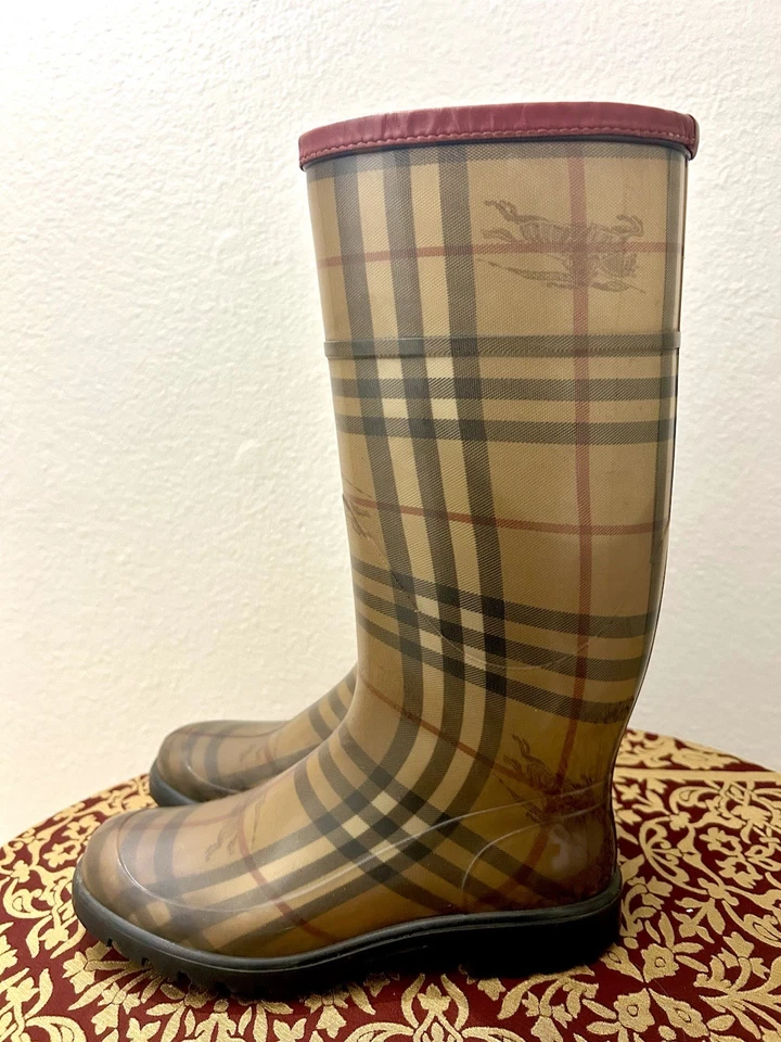 Burberry rain Boots - Image 2 of 4