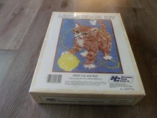 NATIONAL YARN CRAFTS LATCH HOOK KIT R830 CAT AND BALL 20" X 27" BOX SEALED