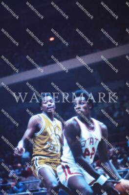 ES989 David Thompson NC State Wolfpack Skywalker 8x10 11x14 16x20 Photo