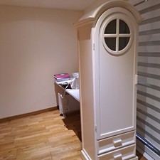 bonnetière blanche très bon etat