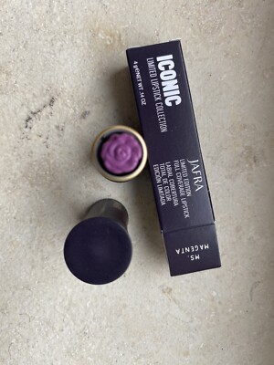 JAFRA ICONIC Lippenstift mit hoher Deckfraft, Farbe Ms.Magenta