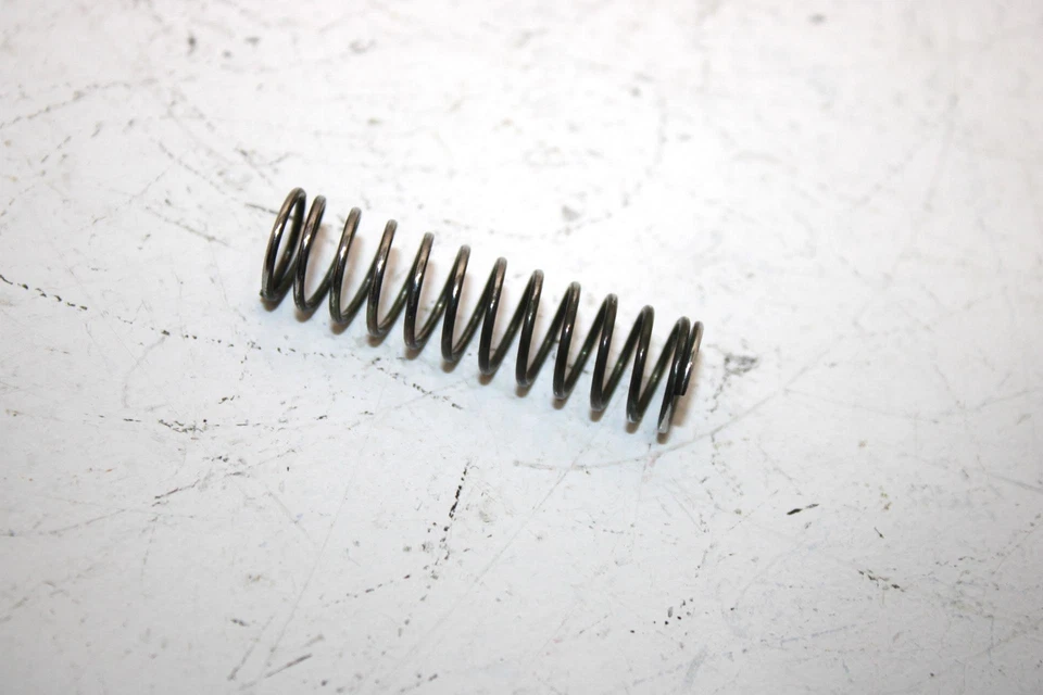 Пара пружин выпускного клапана 03 Arctic Cat Firecat 500 оригинальных 3006-484 Q1857 - Изображение 4 из 4