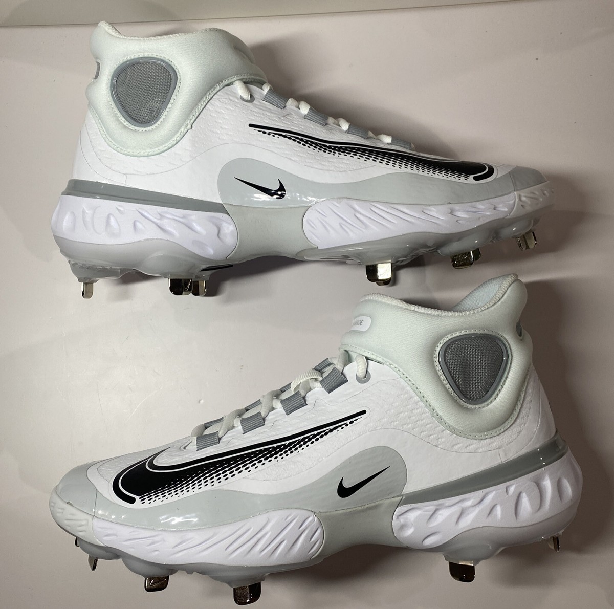 NIKE ALPHA HUARACHE ELITE 4 MID BASEBALL CLEATS MENS SZ 7.5 FD2744