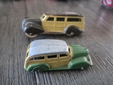1940 Vintage Tootsie Toy 1046 Station Wagon Two Tone 239 Woodie Diecast 1940 Vintage Tootsie Toy 1046 Station Wagon Two Tone 239 Woodie Diecast