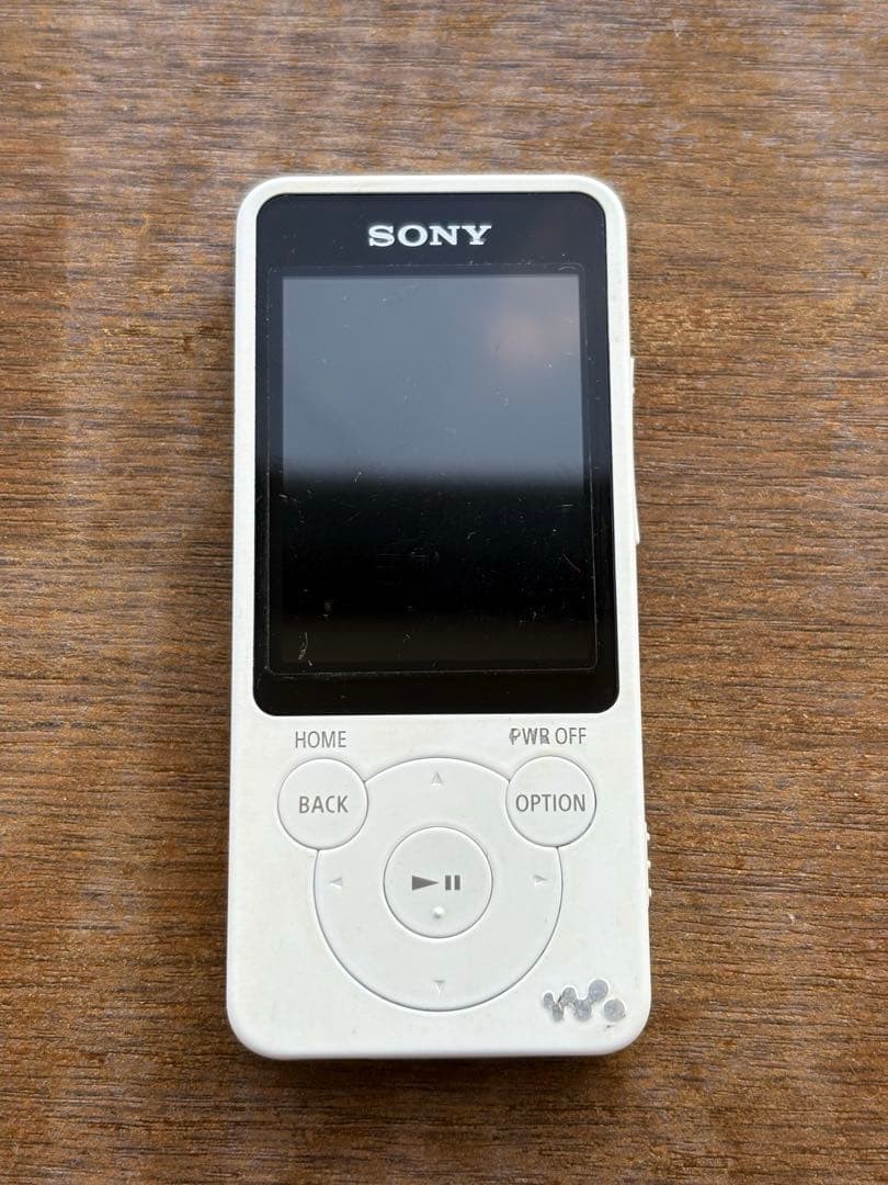 Sony Walkman NW S784K 8GB Portable Music Player Set Retro Authentic Genuine