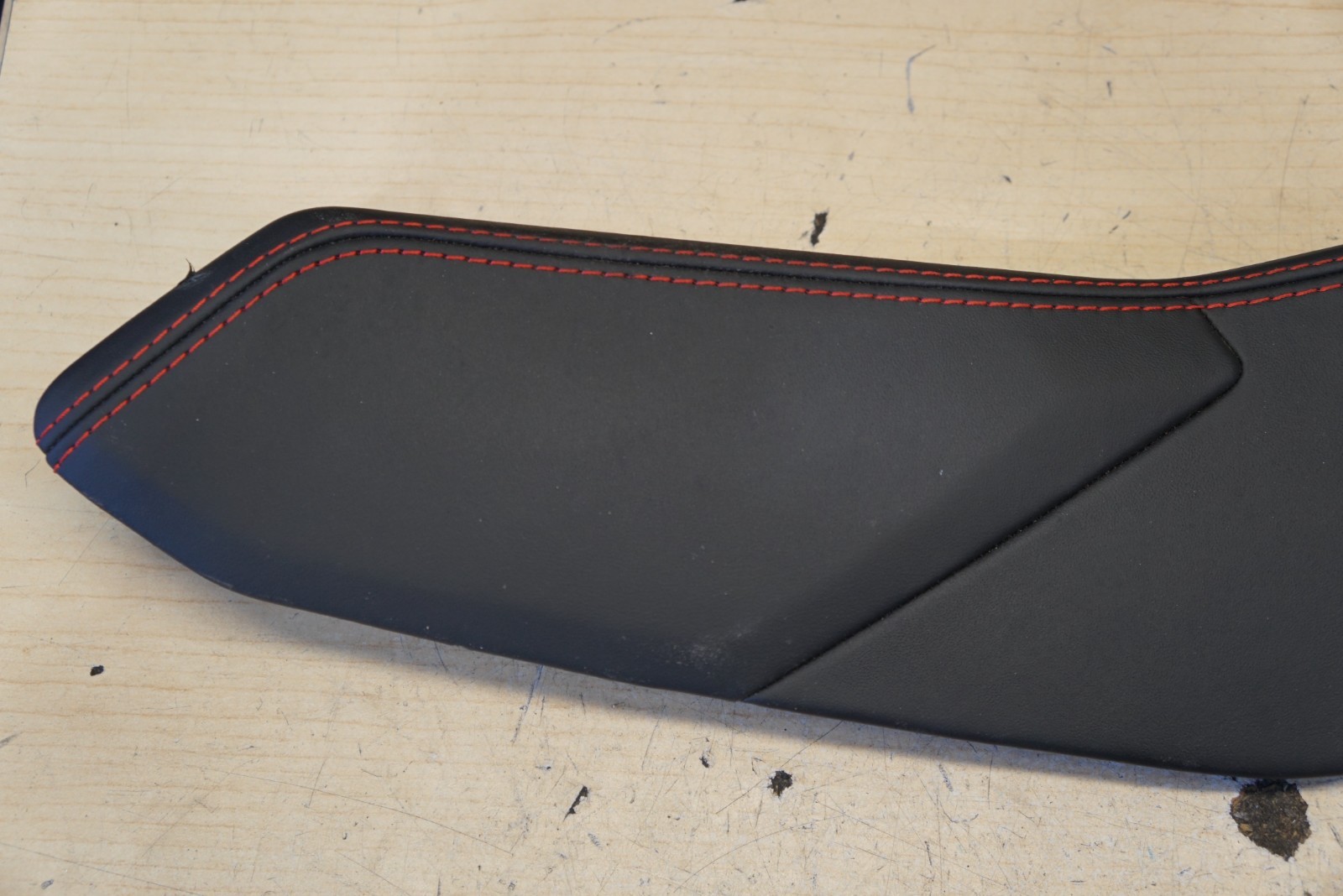 2019 - 2025 LAMBORGHINI URUS FRONT LEFT & RIGHT CENTER CONSOLE TRIM PANEL OEM