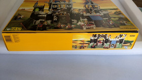 Classic LEGO 6090 Royal Knight's Castle - New / Sealed Bags
