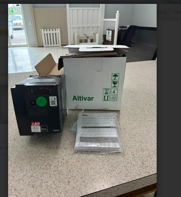 Schneider Electric Altivar 320 ATV320U15M2C VFD Drive 1.5kW 2HP 200-240V