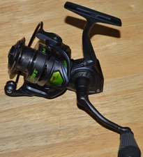 lews mach 2 spinning fishing reel 6.2:1 New display model 10 bearings bass trout