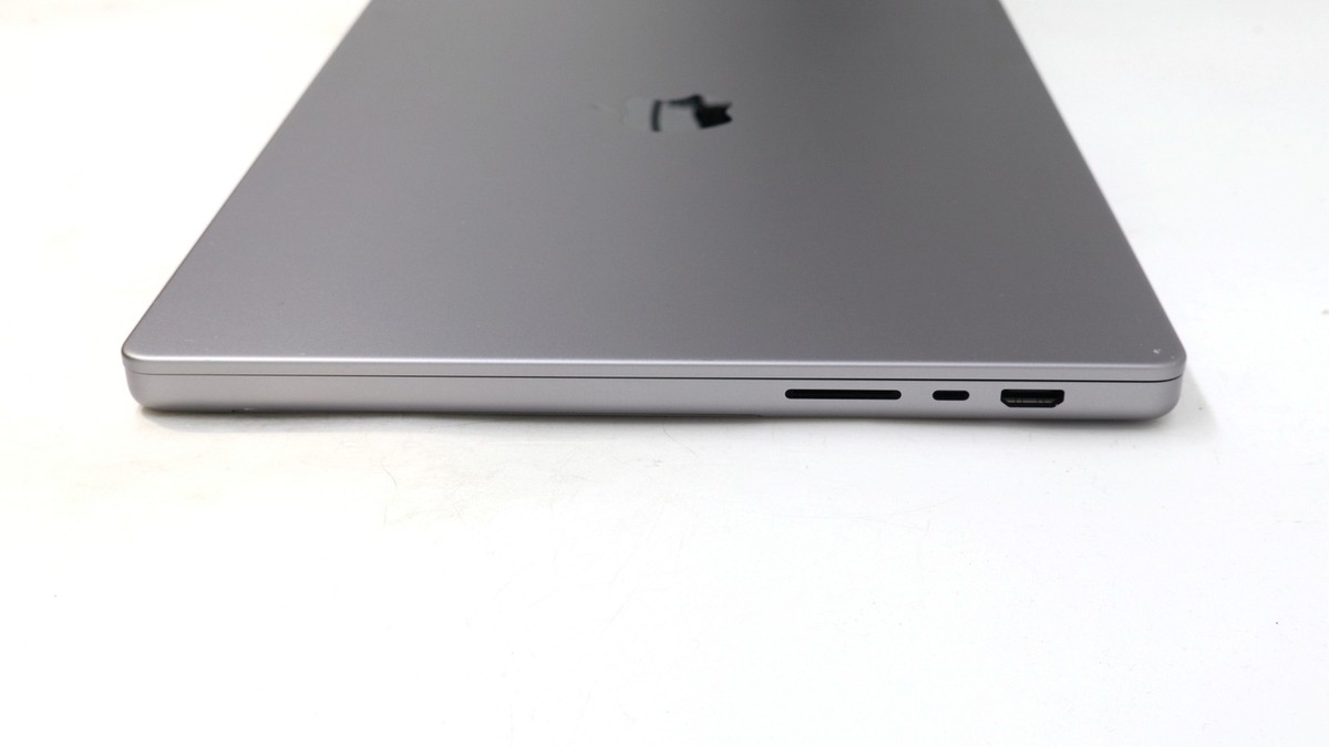 Apple MacBook Pro A2485 16 M1 Pro 10-Core 32GB 512GB Gray 2021 | eBay