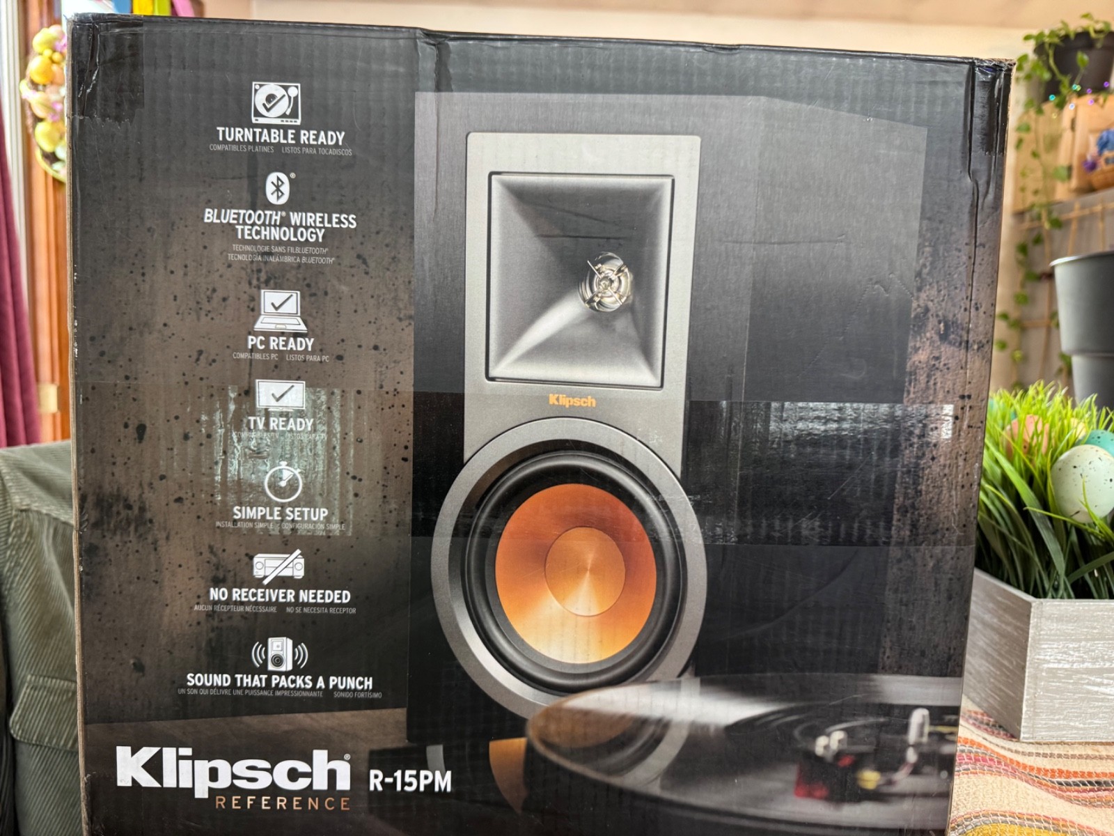 Klipsch R 15PM Powered Speakers Bluetooth Turntable input Bl