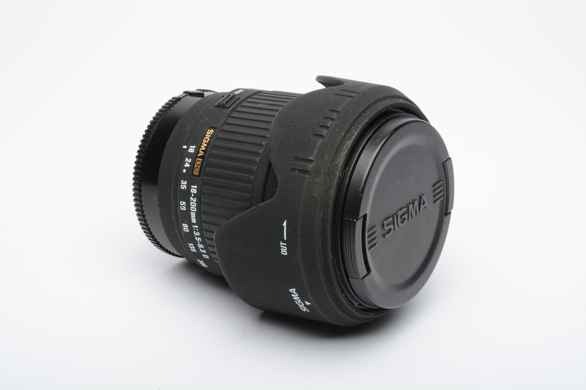 Sigma AF 18-200mm f3.5-6.3D DC Sony A Mount/Minolta Maxxum Sigma AF 18-200mm f3.5-6.3D DC Sony A Mount/Minolta Maxxum
