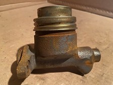 Bendix 8n618452 8n 618452 Master Cylinder W 70r3 Lid 64-65 Ford Truck Ranchero Bendix 8n618452 8n 618452 Master Cylinder W 70r3 Lid 64-65 Ford Truck Ranchero