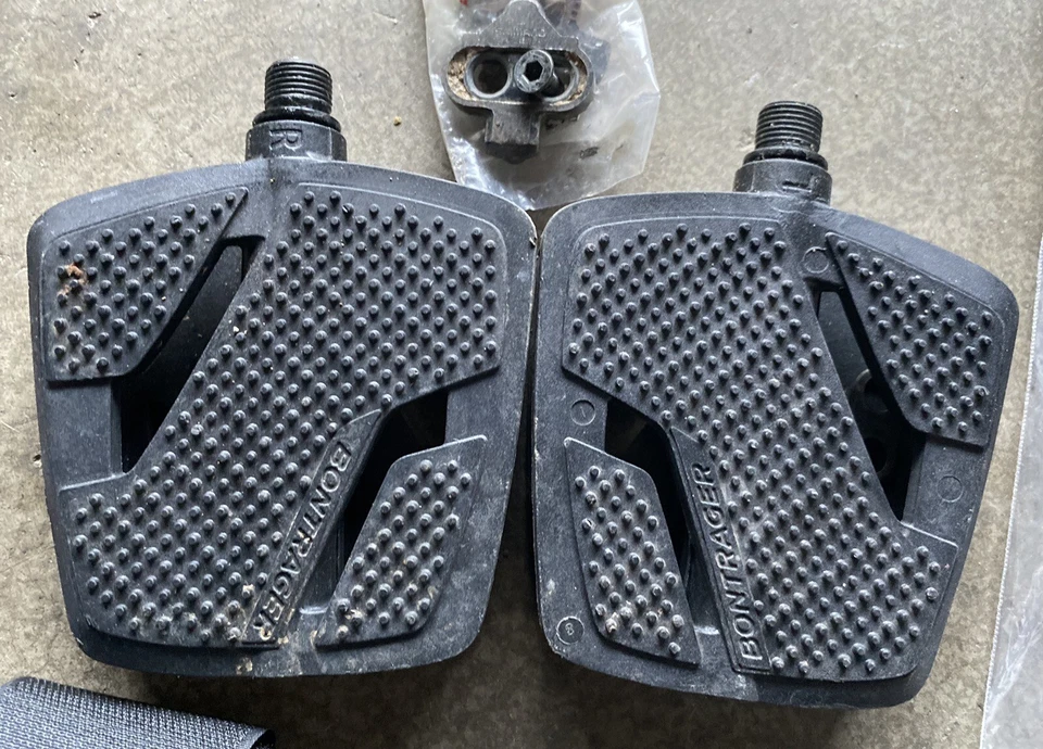 Bushwhacker Ketchum Cuadro Bicicleta Bolsa + Serfas Asiento y Bontrager Bicicleta Pedal Plano Par Foto 3 de 4