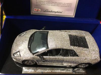 LAMBORGHINI LP640 MURCIELAGO SWAROVSKI CRYSTAL BODY 1:18 MAISTO