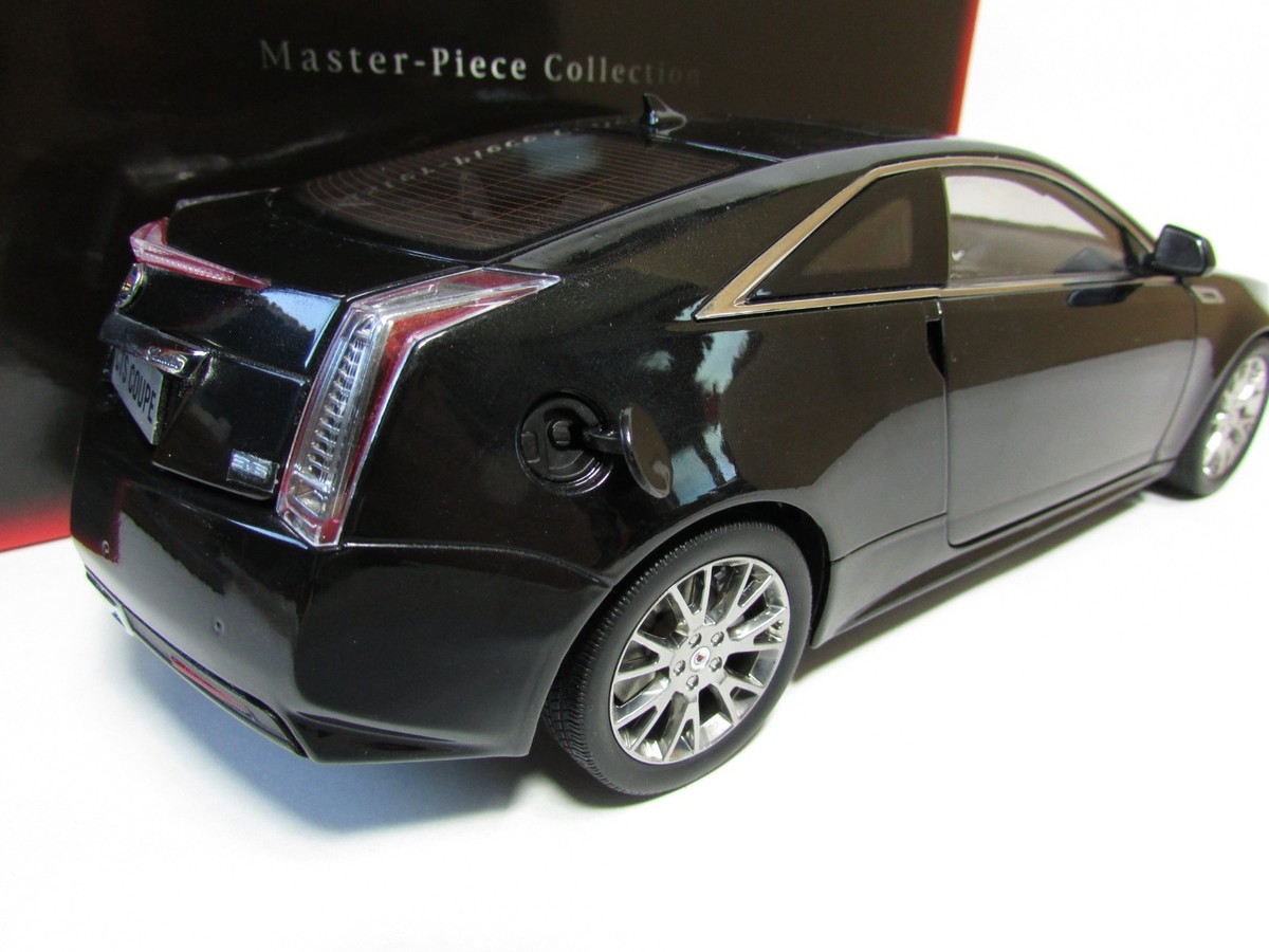 1/18 KYOSHO CADILLAC CTS COUPE BLACK METALLIC MASTER PIECE