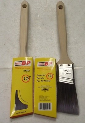 Linzer 2152-0150 1-1/2'' Angle Sash Pro Quality Paint Brush 2pcs.