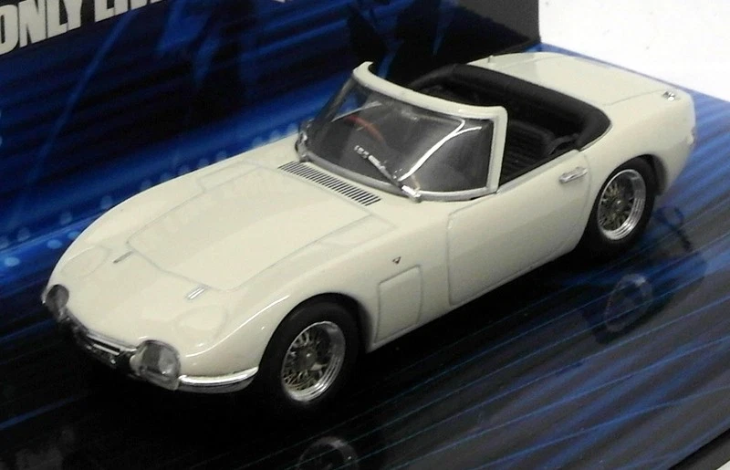 Minichamps 1/43 Model Car 400 166230 Toyota 2000 GT Bond 007 You Only Live Twice - Image 2 of 4
