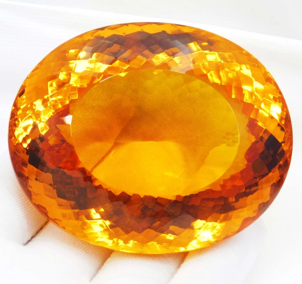Certified 1377.00 Ct Natural Yellow Citrine – Oval Cut Loose Gemstone | Top Qua - Image 2 of 4
