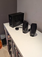 Logitech S-220 2.1 Subwoofer + 2 x Speakers Tested working.