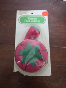 J. & P. Coats Tomato Pin Cushion with Emery Sharpener 490