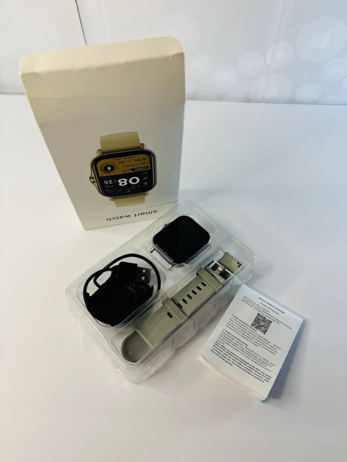 Beige Silicone Smart Watch 44mm Silver Fitness Tracker Touch Screen Bluetooth