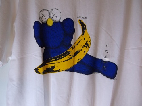 KAWS + Warhol X Uniqlo UT Graphic T-Shirt XL Banana New with Tags - Picture 5 of 7