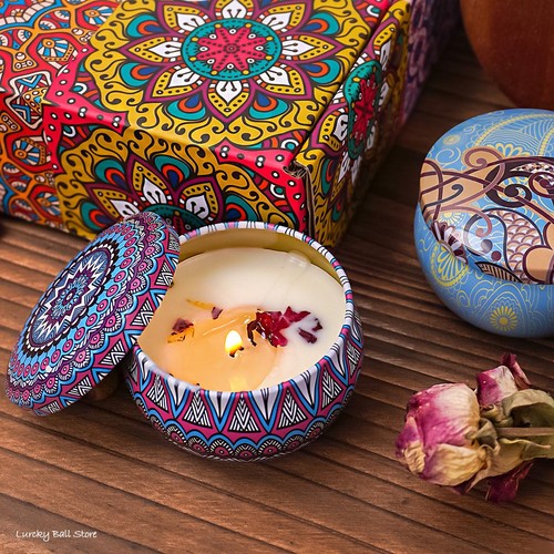 4pcs Scented Soy Candle Jars with Crystal Stones & Dried Flowers, Smokeless Home - Picture 15 of 24