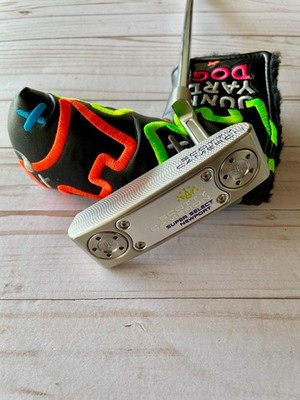 NEW* Scotty Cameron MOTO Super Select Newport + 34.5in Putter Neon