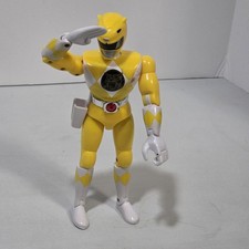 VTG 1993 Bandai Mighty Morphin Power Rangers 8” Yellow Ranger Chopping Action
