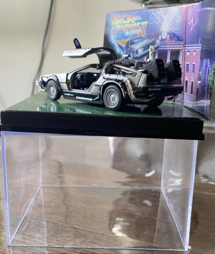 VITESSE #24010 DE LOREAN RETOUR VERS LE FUTUR 2 SCALE 1/43 - Imagen 2 de 7