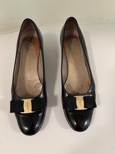 VTG Salvatore Ferragamo Vara Pump Black Leather Bow Size 8 AAA. Old Money Lux
