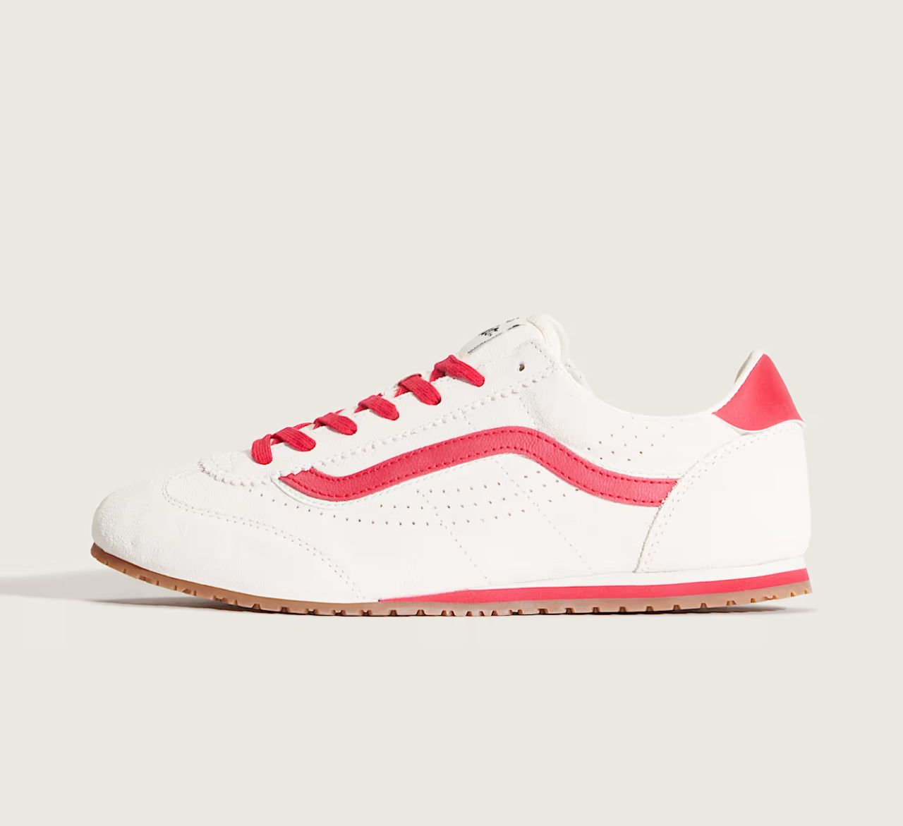 Vans Super Lowpro Shoes in White and Red All Sizes Limited Stock