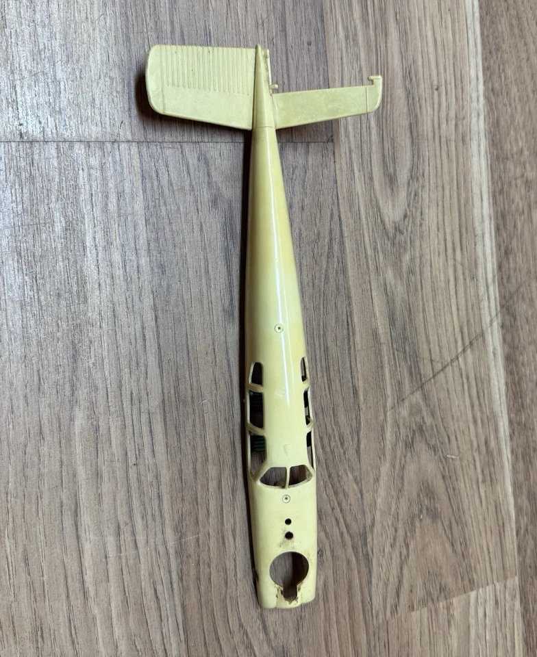 Vintage 1950’s Wen-Mac Beechcraft Bonanza Top Half Of Airplane Parts Only - Image 2 of 4