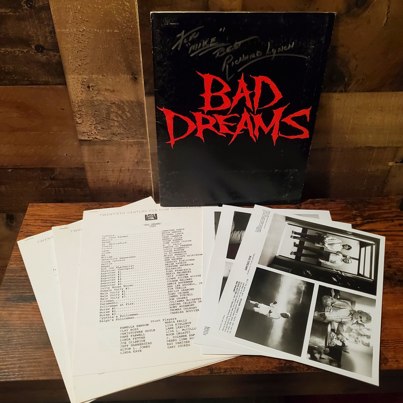 1988 "BAD DREAMS" Horror MOVIE STUDIO PRESS KIT Signed By The Late RICHARD LYNCH