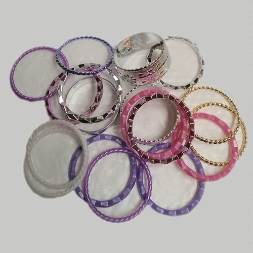 18 ASSORTED CHILDREN PRETTY BANGLES GLAM JEWELRY BRACELETS PLAYSET KIDS GIRLS 3+ - Picture 3 of 4