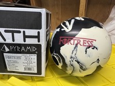 15 Lb Pyramid Fortress Solid Bowling Ball RARE