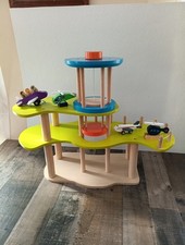 Imaginarium Brio Thomas Train Wooden Helicopter Helipad Airport with 4 Planes