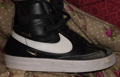 Nike Blazer Mid 77
