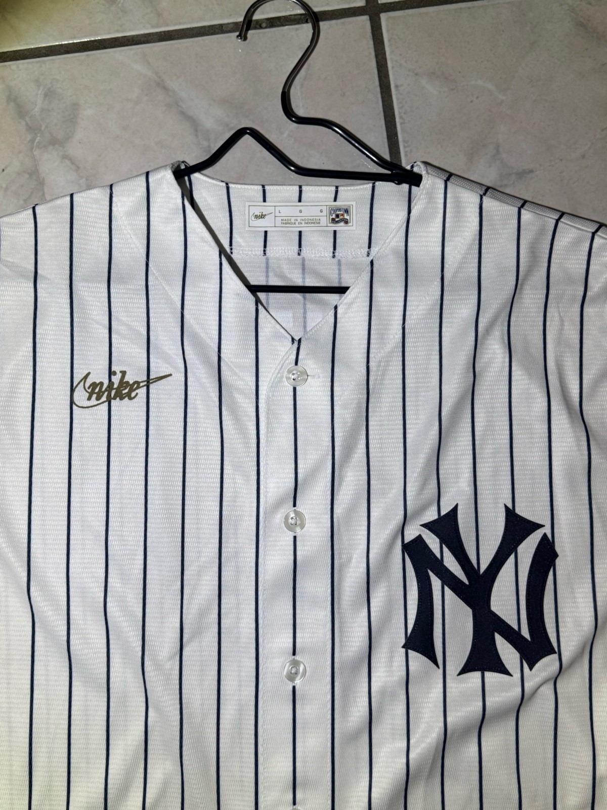 Nike Babe Ruth New York Yankees Cooperstown Collection Jersey L White Pinstripe thumbnail 2