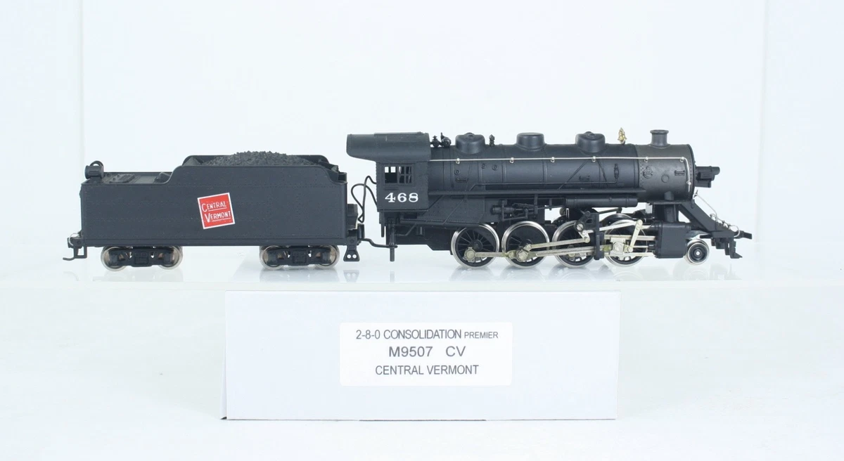 LOCOMOTIVE MINIATURE HO Référence 8292 Type 040-TA de marque JOUEF EUR